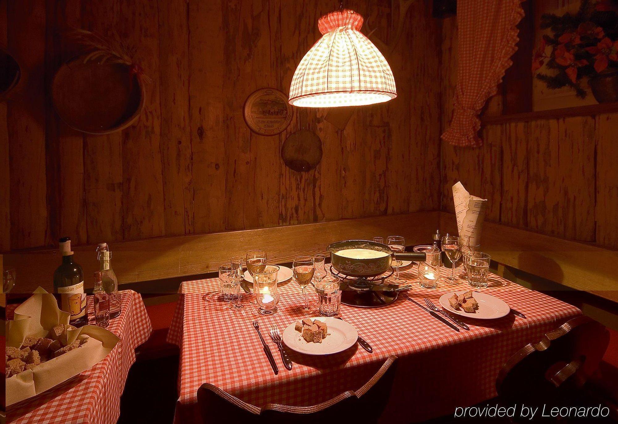 Posthotel Holiday Villa Arosa Restaurant foto