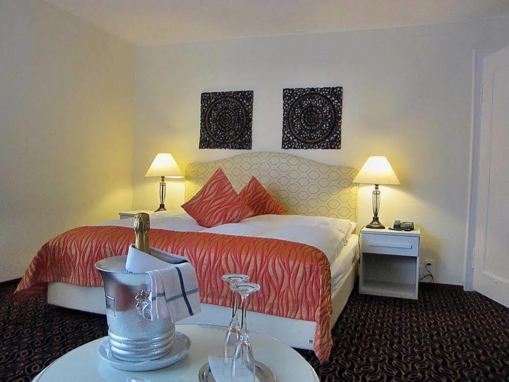Posthotel Holiday Villa Arosa Zimmer foto